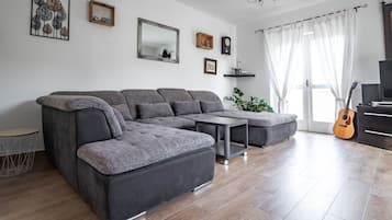 Apartemen (A1) | Ruang keluarga