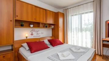 Apartment (A1) | Bügeleisen/Bügelbrett, kostenloses WLAN