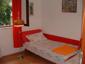 Apartment (A1) | Iron/ironing board, free WiFi - Apartments Dinka (Supetar)