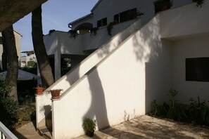 Building design - Apartments Dinka (Supetar)