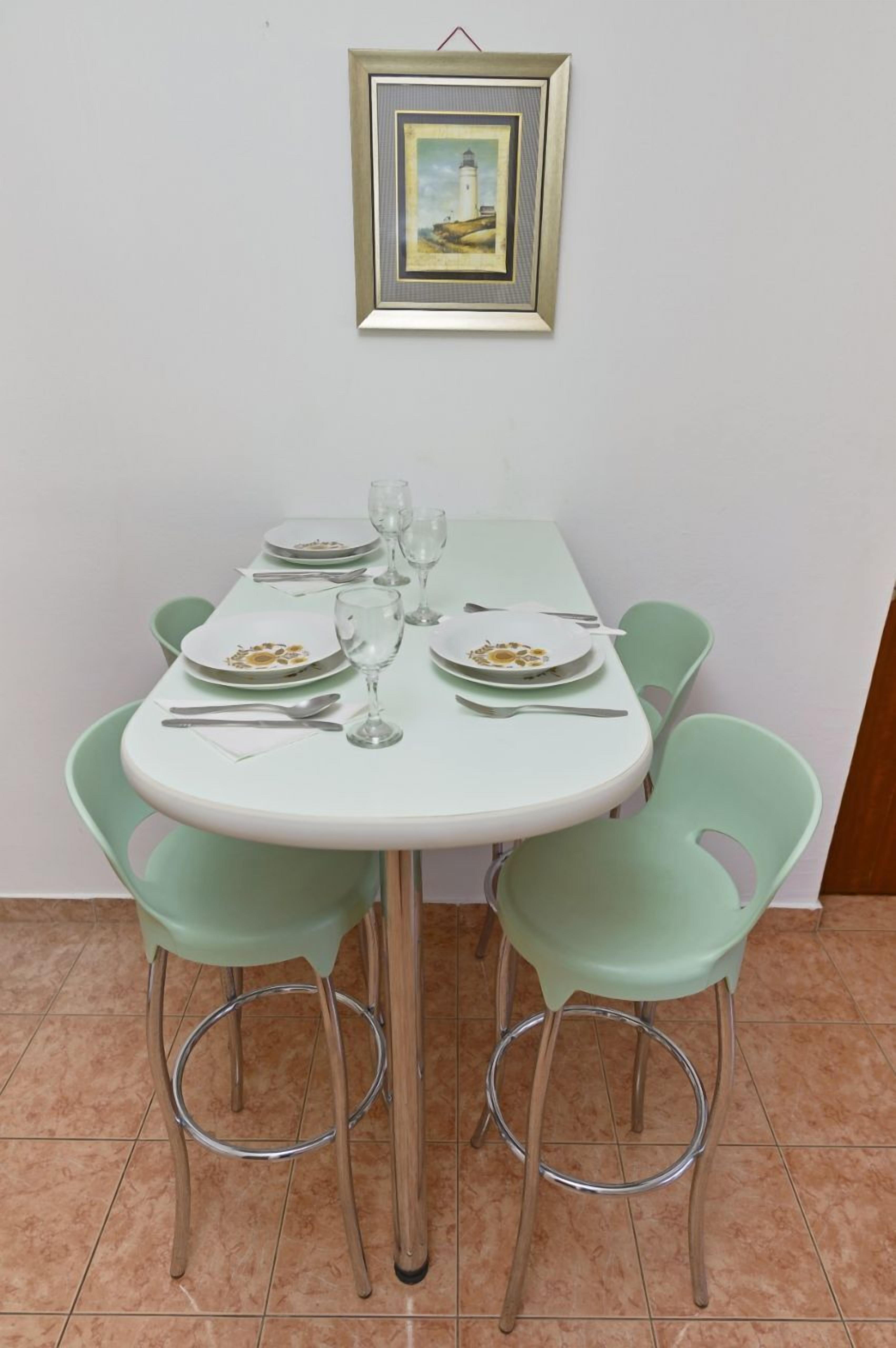 Apartment (A1) | Dining