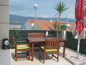 Studio (A1) | Terrace/patio - Apartments Josko (Trogir)