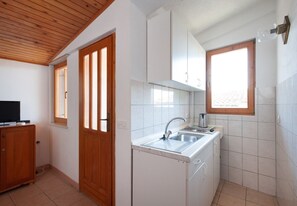 Apartment (A3) | Private kitchen