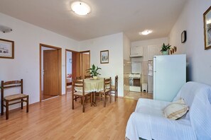Apartment (A1) | Living room - Apartment Ivanka (Trogir)