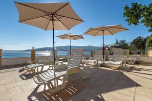 Terrace/patio - Apartments Rose (Seget)