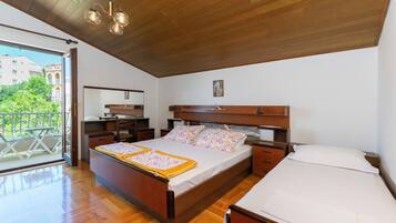 Apartment (A1) | Bügeleisen/Bügelbrett, kostenloses WLAN