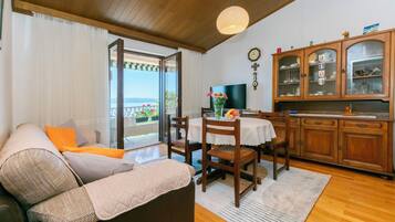 Apartment (A1) | Living room