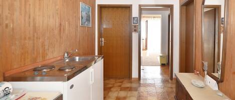 Apartment (A3) | Private kitchen