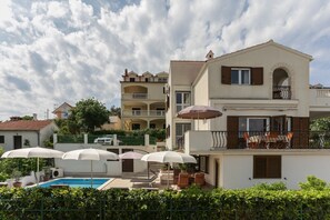 Exterior - House Dupla (Okrug)