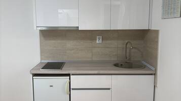 Studio (A2) | Private kitchen