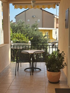 Balcony - Apartments Sini (Makarska)