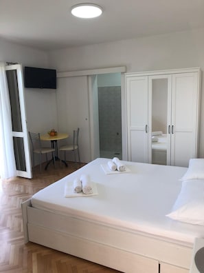 Room - Apartments Sini (Makarska)
