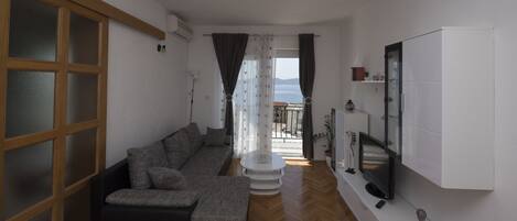 Apartment (A2) | Living room