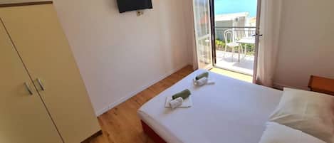 Studio (A3) | Iron/ironing board, free WiFi