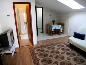 Apartment (A1) | Interior - Apartments Nik (Gradac)