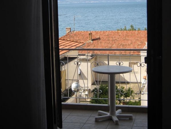 Apartment (A1) | Balkon