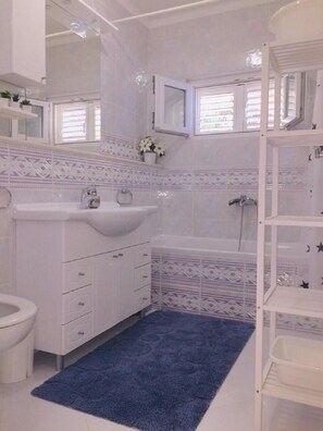 Apartment (A2) | Bathroom - Apartment Gojko (Podgora)