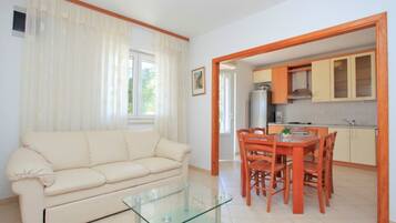 Apartment (A1) | Living room