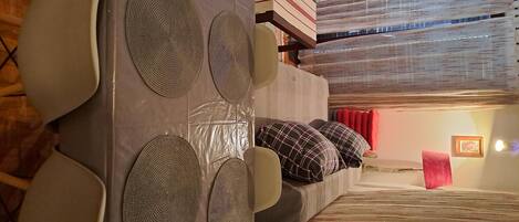 Apartment (A1) | Dining