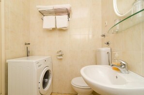 Apartment (A1) | Bathroom - Apartment Oli (Dubrovnik)