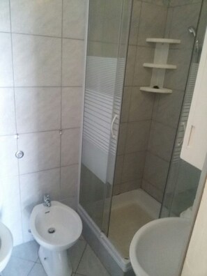 Apartment (A1) | Bathroom - Apartment Mare (Pakostane)