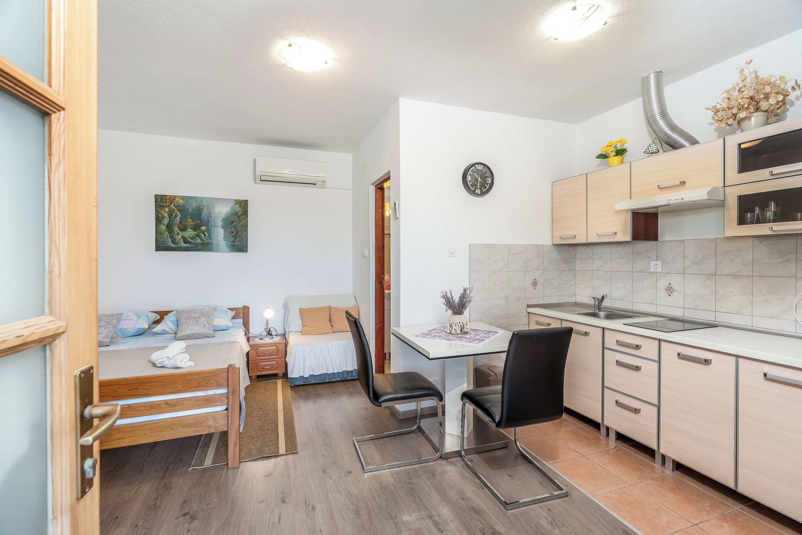 Studio (A3) | Private kitchen