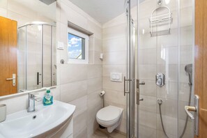 Bathroom - Apartment Danijela (Nin)