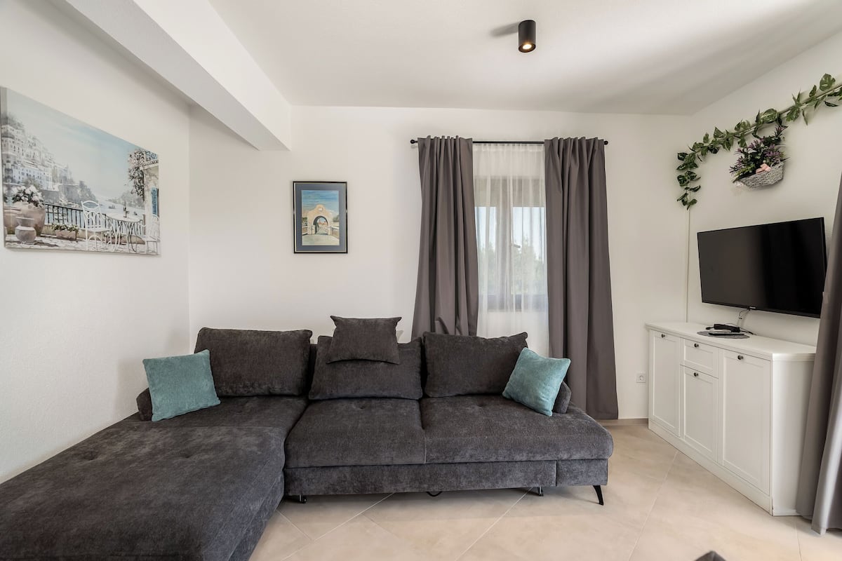 Apartment (A1) | Living room