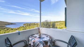 Apartment (A4) | Water view