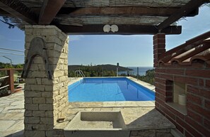 Outdoor pool - Apartments Toni (Solta)