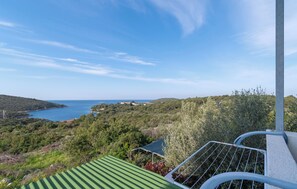 Apartment (A4) | Water view