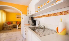 Apartment (A1) | Private kitchen - Apartment Zelja (Orebic)