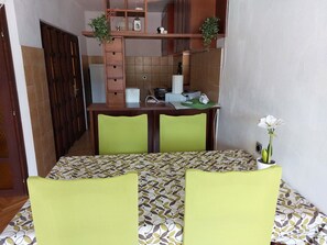 公寓 (A1) | 用餐