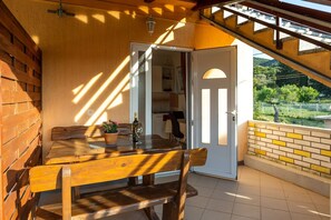 Lägenhet (A1) | Restaurang utomhus