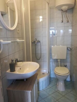 Bathroom - Apartment Antonio (Murter-Kornati)