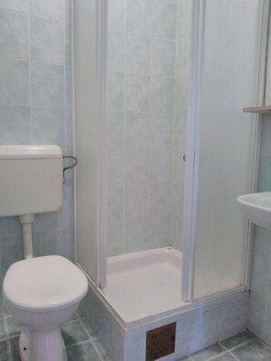 Apartment (A3) | Badezimmer