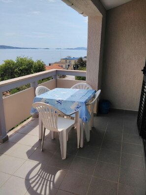 Balcony - Apartment Davor (Sali)