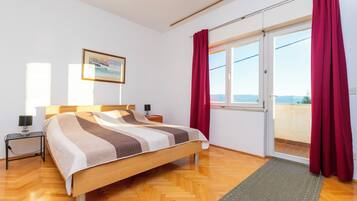 Apartment (A1) | Iron/ironing board, free cribs/infant beds, free WiFi