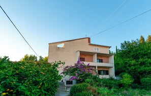 Building design - Apartments Mari (Dugi Rat)