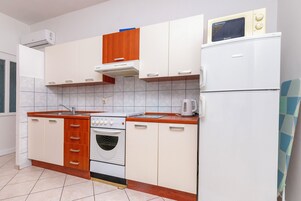 Apartment (A1) | Private kitchen