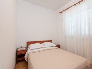 Luokittelematon kuva, 4 kautta 38, painike
