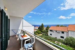 Apartment (A2) | Terrace/patio - Apartments Nikola (Bol)