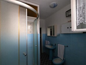 Apartamento (A1) | Banheiro | Banheira 