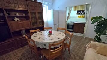 Apartment (A1) | Living room