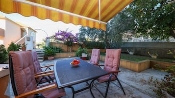Apartment (A1) | Terrace/patio