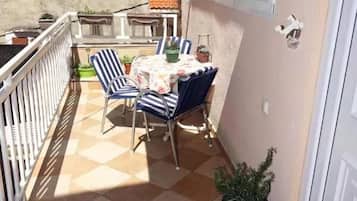 아파트 (A1) | 발코니