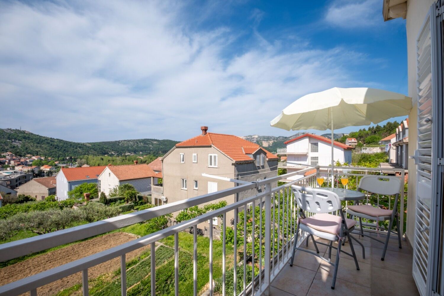 Studio (A2) | Balcony