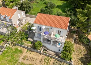 Building design - Apartments Mat (Zupa dubrovacka)