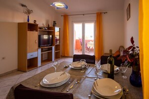 Apartment (A2) | Speisen