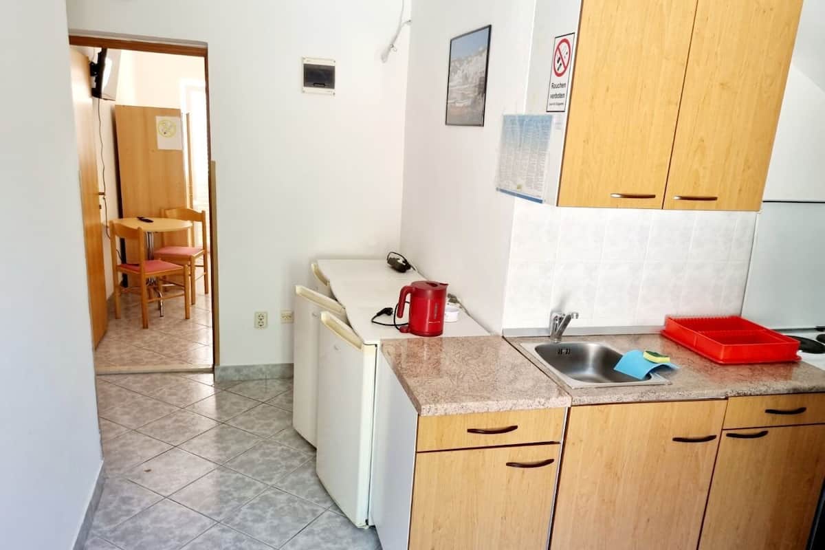 Apartment (A1) | Eigene Küche | Kühlschrank, Espressomaschine, Wasserkocher